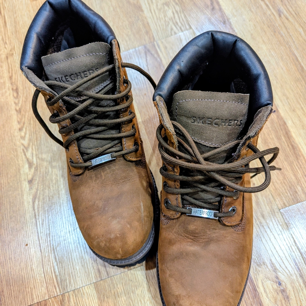 Skechers Men's Brown Leather Boots